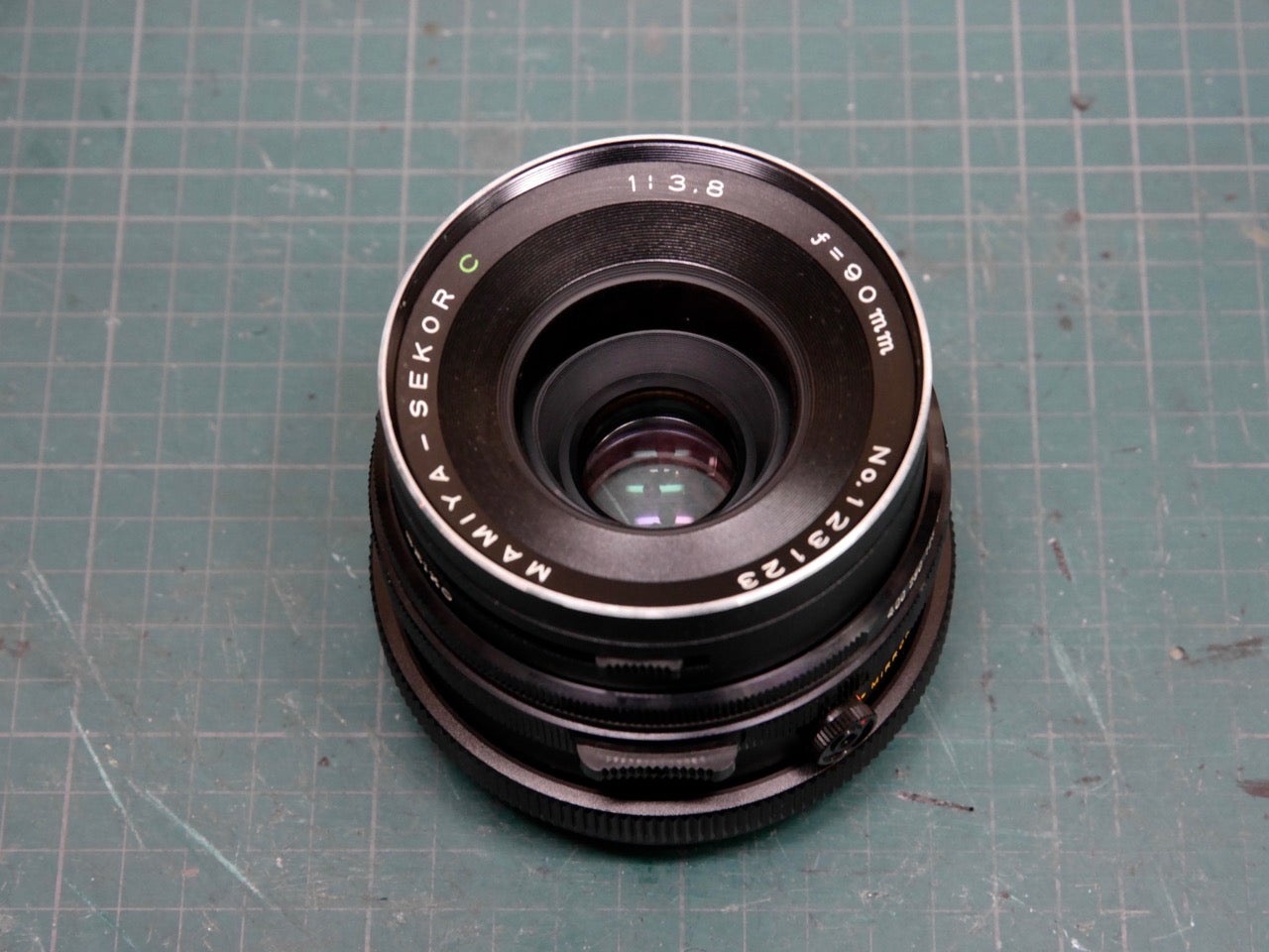 マミヤ RB67(1) - Sekor C 90mm F3.8レンズのカビ取り | （た）のブログ