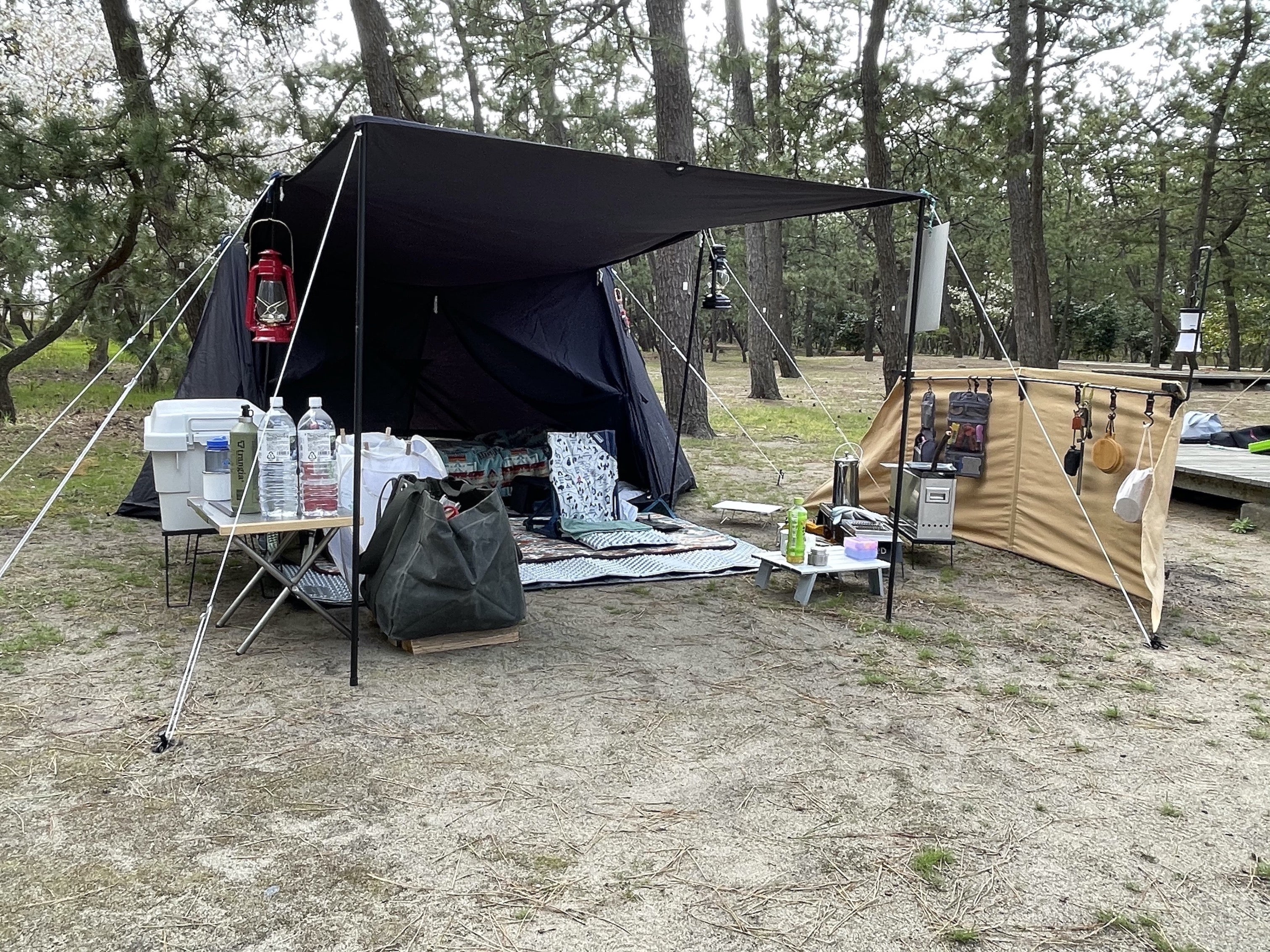 キャンプへ行ってきました / DOD パップフーテント黒 | おかづの遊び場