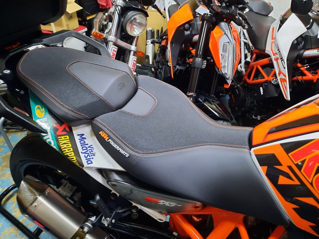 KTM690DUKE用エルゴシート | バイクショップ万治郎