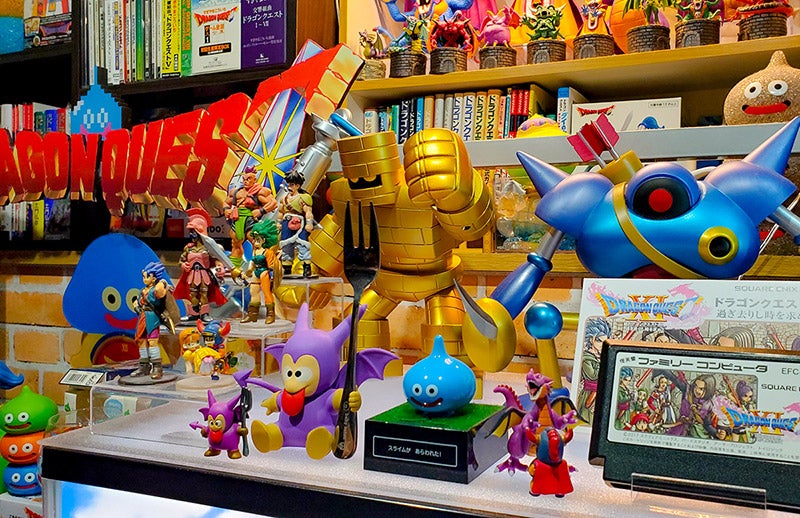 ドラクエグッズ部屋プチ模様替えV！ガラスのコレクションケースを買う