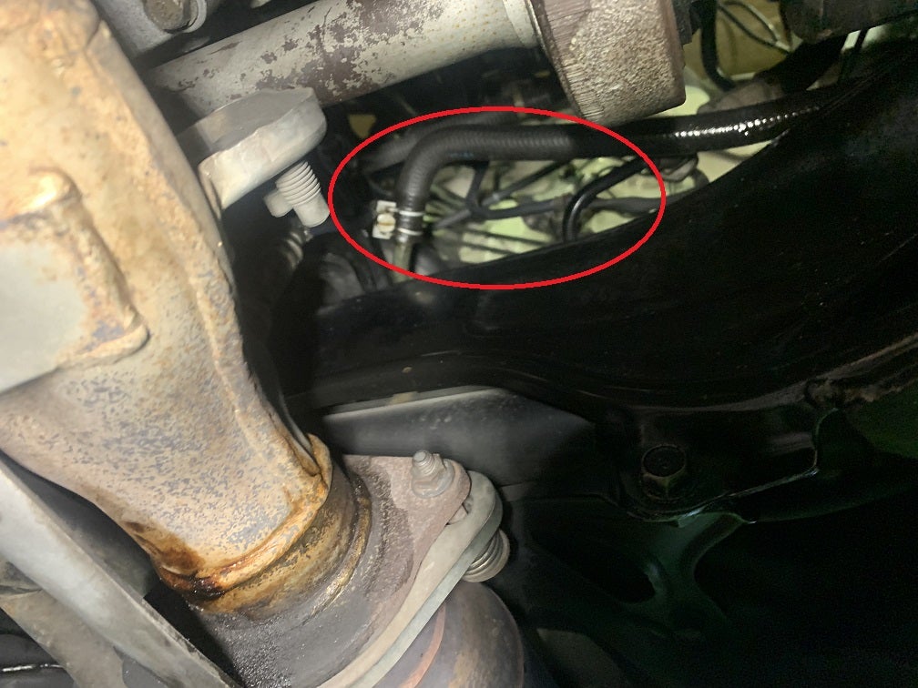 EK9シビックタイプR パワステオイル漏れ | レーシングサービス
