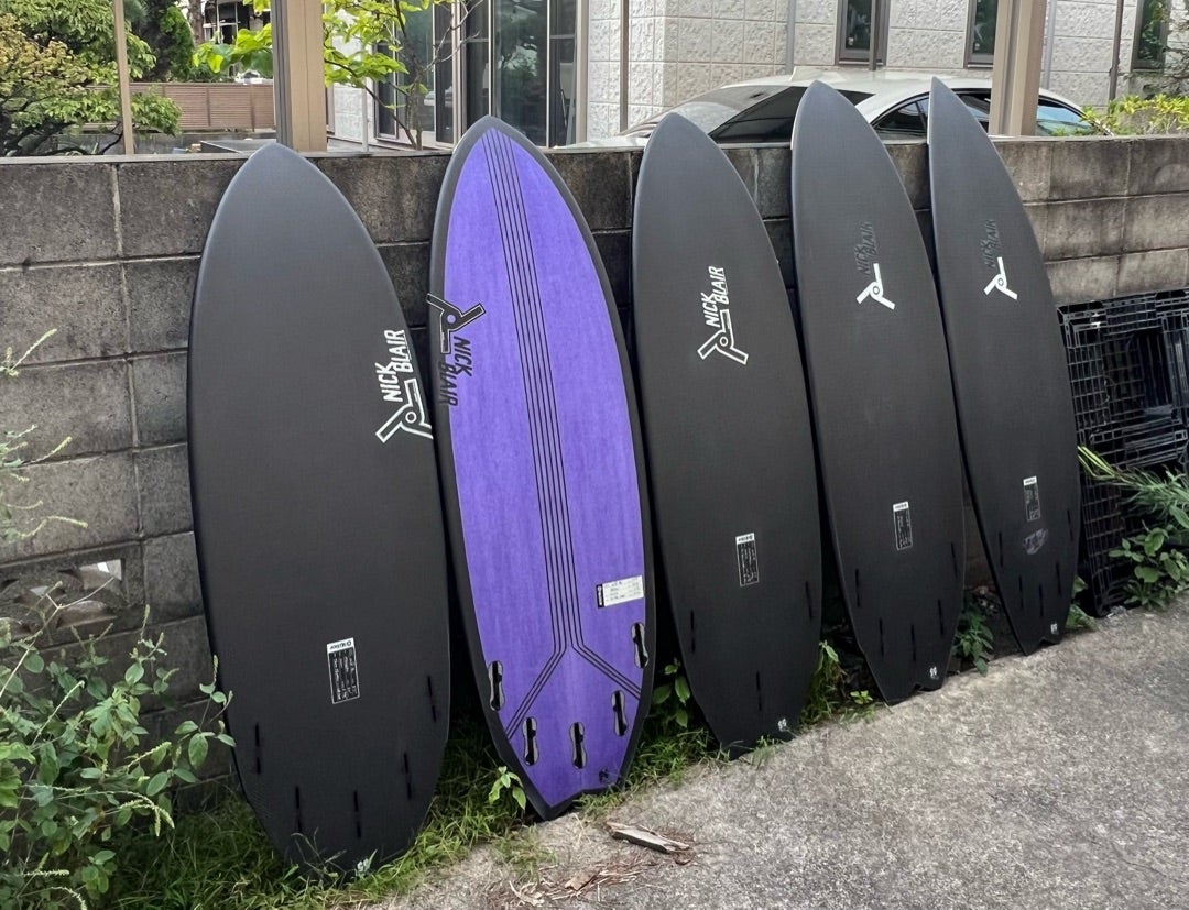 JOISTIKカスタムボードが到着！1/2カーボン＋Y-Flexボトム | HRS SURF SHOP