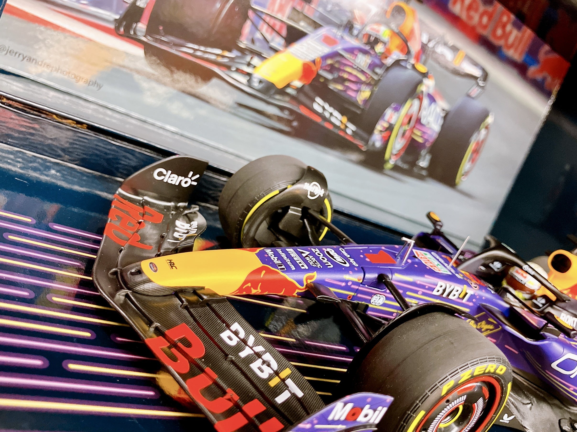 マックス・フェルスタッペン 2023年ラスベガスGP 1/18モデルカー入荷