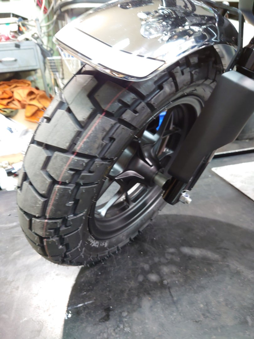 新型モンキー125 ロードタイヤに交換とマフラー装着！ | 本庄市の