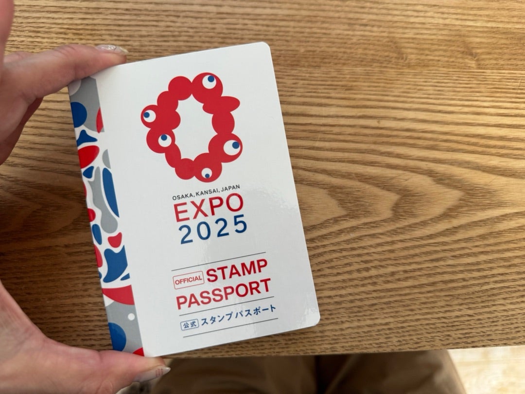 関西万博】親子で万博！スタンプパスポートのケース＆ストラップ、100