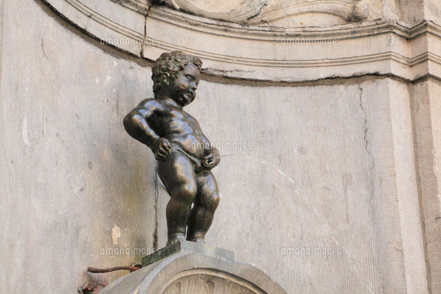 小便小僧[10376000103]の写真・イラスト素材｜アマナイメージズ