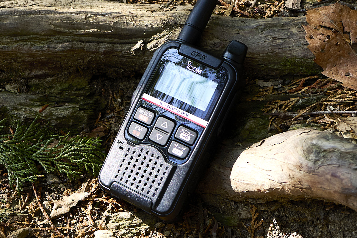 アウトドアや緊急時に大活躍!! 新世代トランシーバー・アイコム「IC