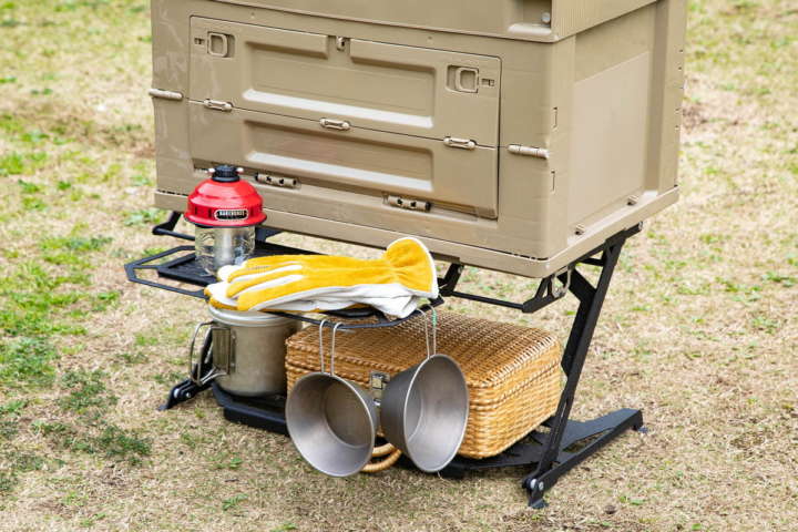 ソロキャンプのお供にピッタリな最新ミニテーブル3選 | GoodsPress Web