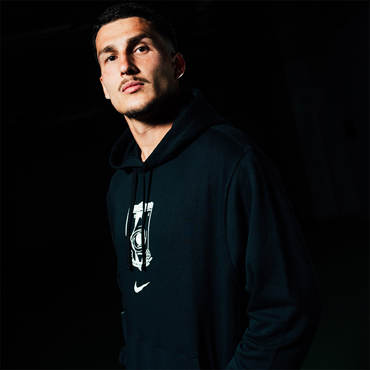 NIKE URA CW M NK CLUB PO HOODIE FT | 浦和レッズオンラインショップ