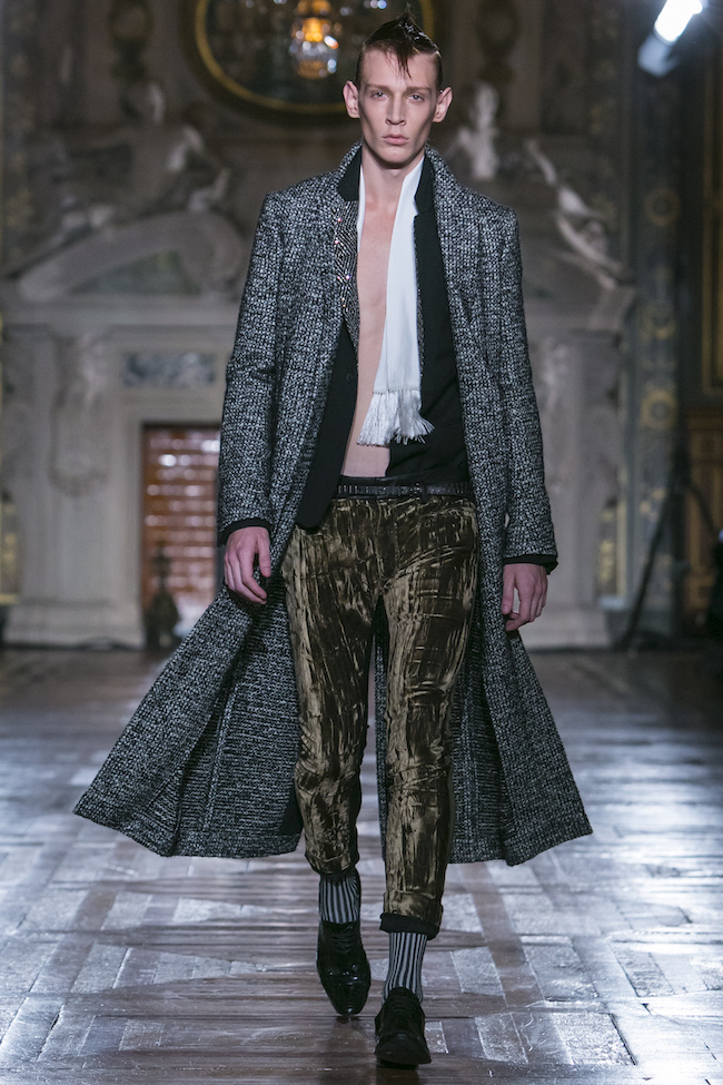 デカダンなファブリック美学、Haider Ackermann (ハイダー