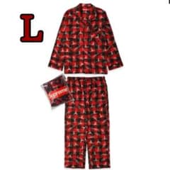 Supreme x Hanes Holiday Pajama Set - メルカリ