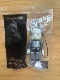 2026年最新】BE@RBRICK KAWS OriginalFakeの人気アイテム - メルカリ