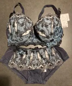 2026年最新】サルート44の人気アイテム - メルカリ