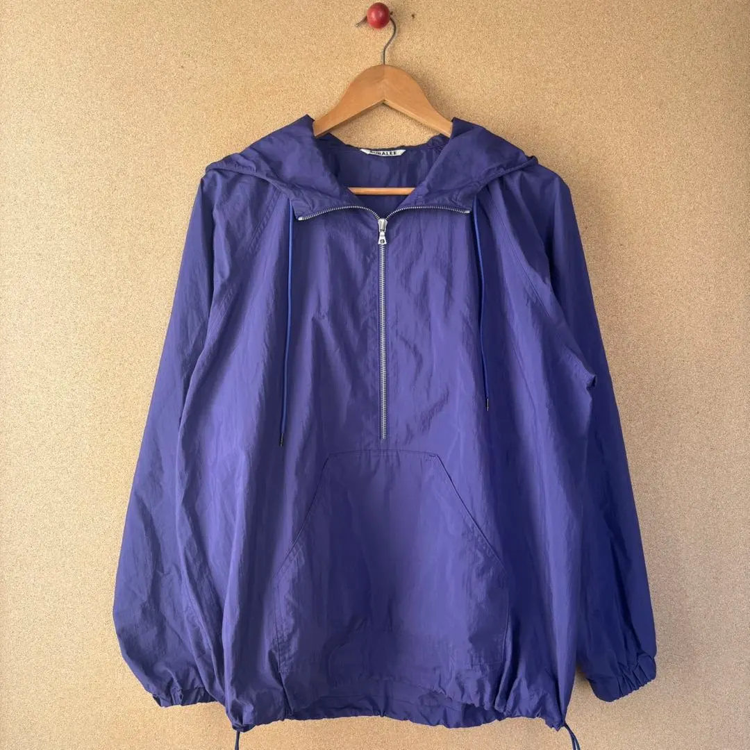 2026年最新】AURALEE マウンテンパーカーの人気アイテム - メルカリ