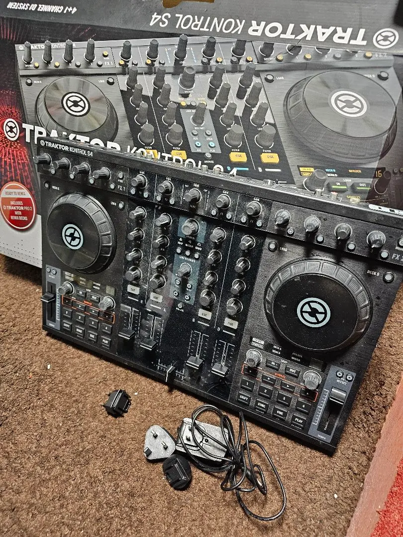 2026年最新】traktor kontrol s4の人気アイテム - メルカリ