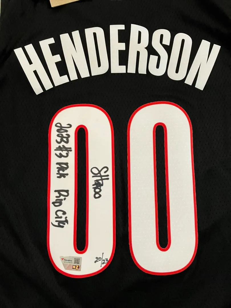 2026年最新】ヘンダーソン ユニフォームの人気アイテム - メルカリ