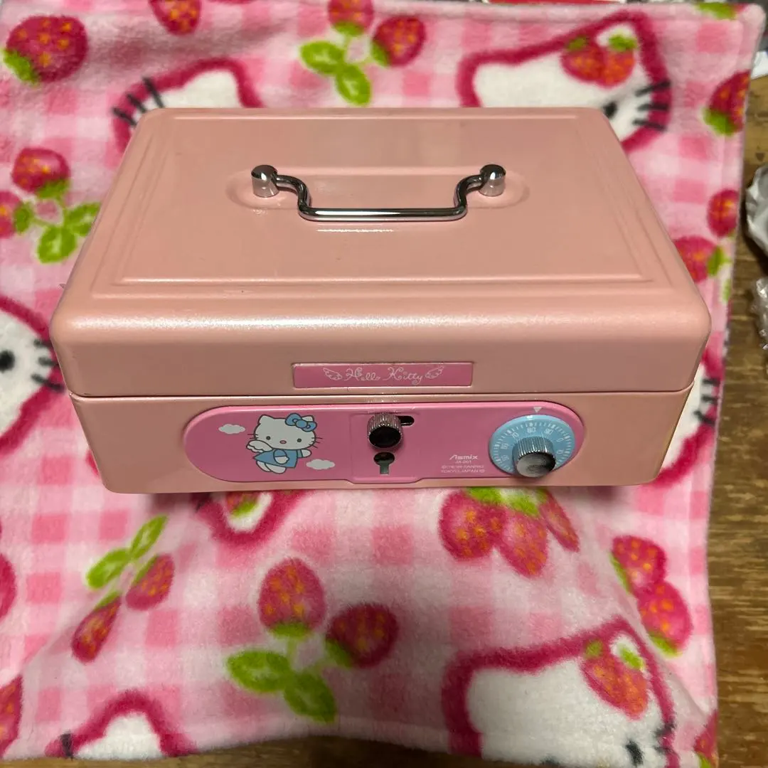 2026年最新】ハローキティ金庫の人気アイテム - メルカリ