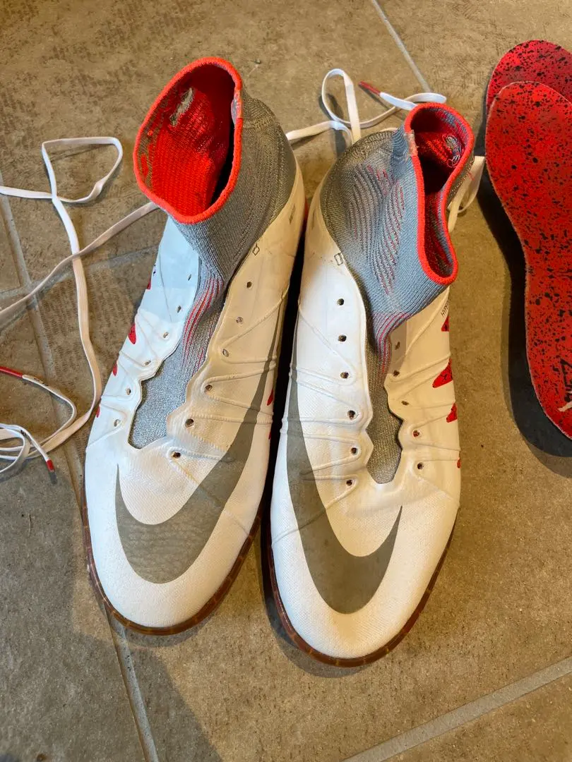 2026年最新】ネイマール ジョーダン スパイクの人気アイテム - メルカリ