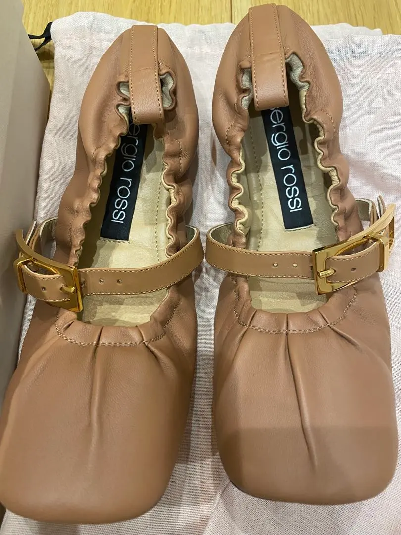 2026年最新】セルジオロッシ sr1 36.5の人気アイテム - メルカリ