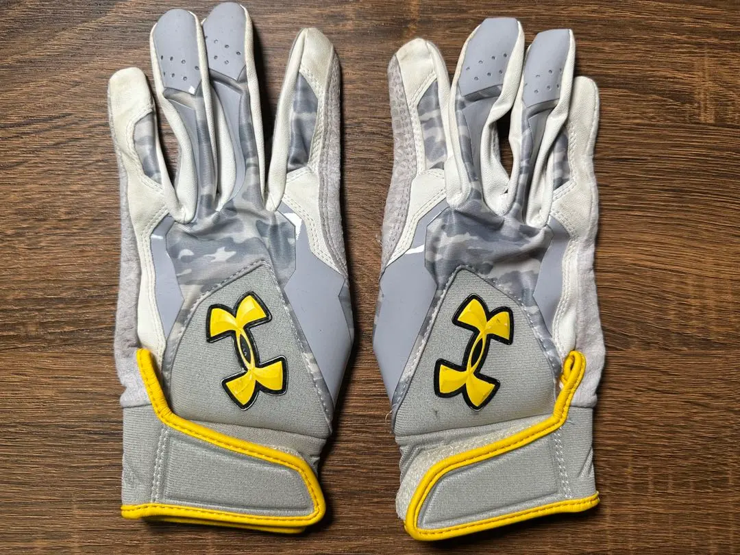 2026年最新】柳田悠岐アンダーアーマーの人気アイテム - メルカリ