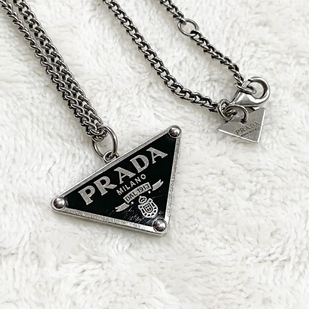 2026年最新】PRADA ネックレスの人気アイテム - メルカリ