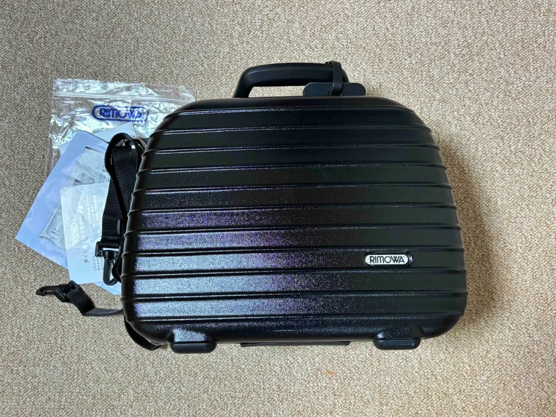 2026年最新】rimowaリモワ 29lの人気アイテム - メルカリ