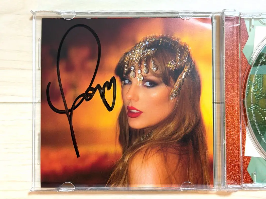 2026年最新】TAYLORSWIFT サインの人気アイテム - メルカリ