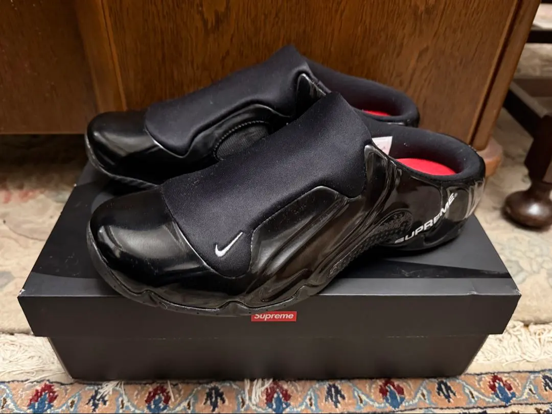 2026年最新】Supreme Nike Clogpositeの人気アイテム - メルカリ