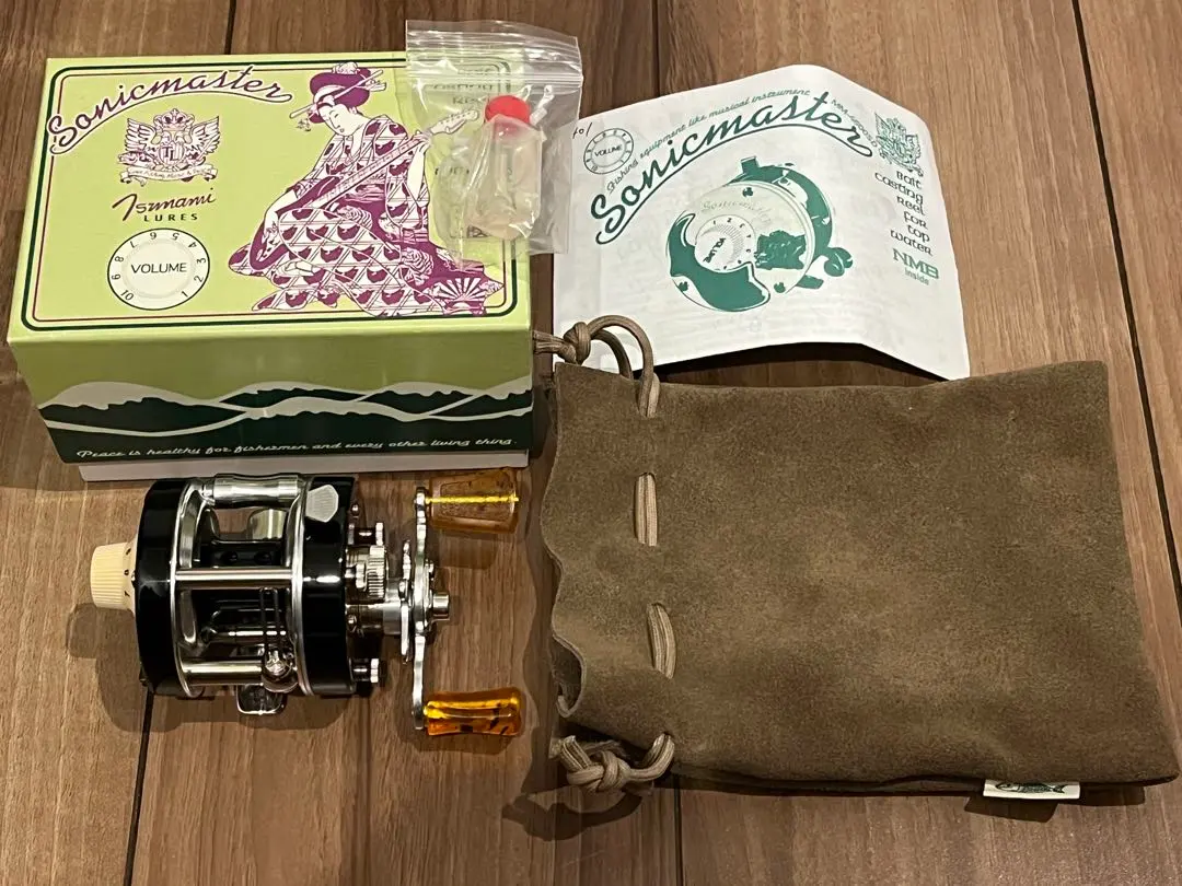 秋*メ様 津波ルアーズ未使用品レフトハンドルソニックマスター