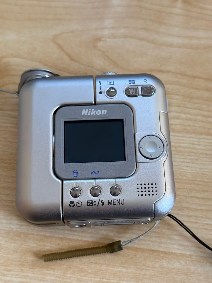 2026年最新】nikon COOLPIX SQの人気アイテム - メルカリ