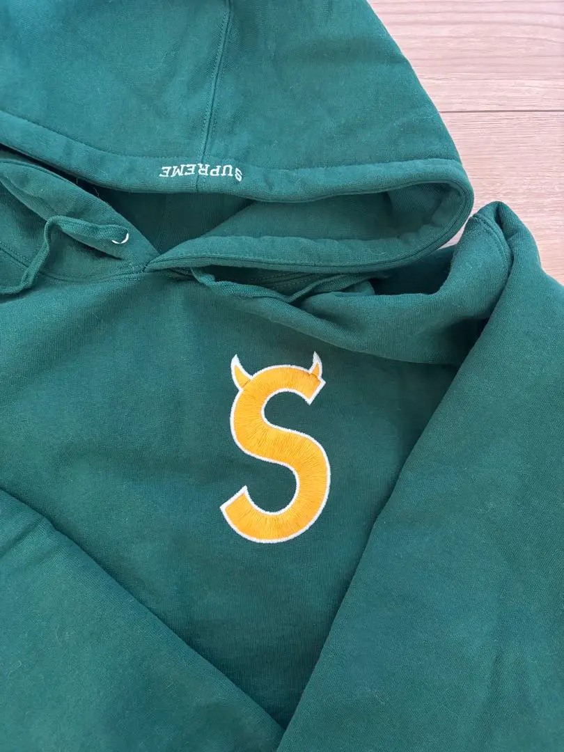 2026年最新】supreme ツノパーカーの人気アイテム - メルカリ