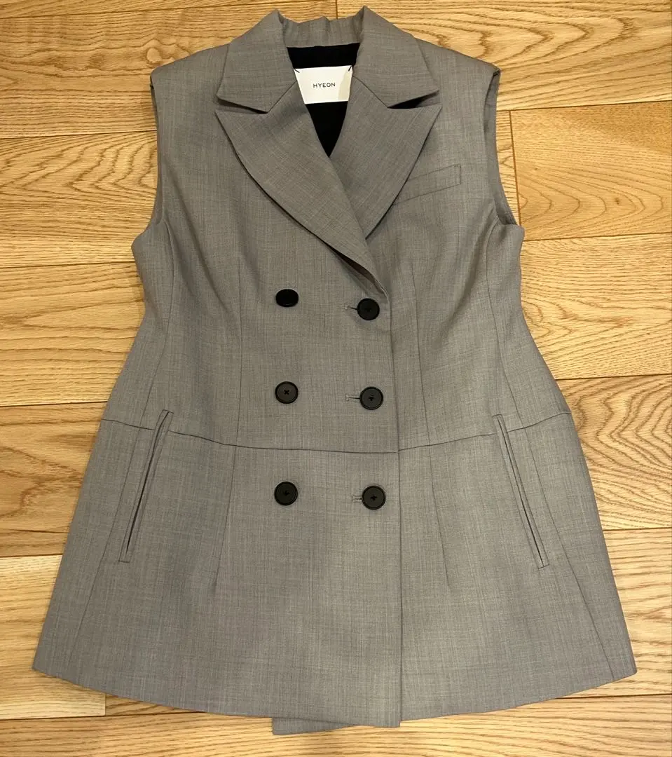 2026年最新】ヘヨン ジレの人気アイテム - メルカリ