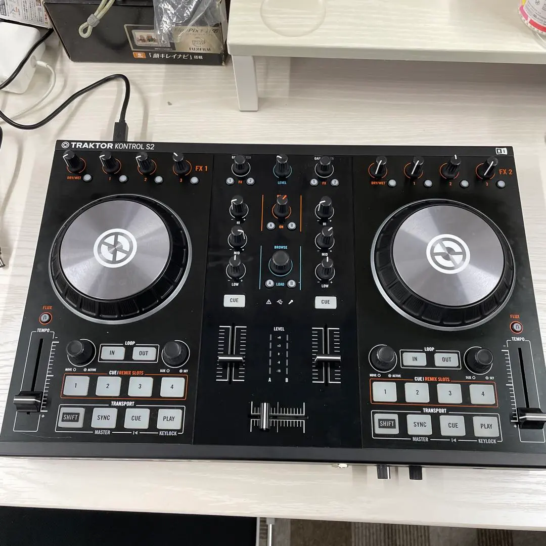 2026年最新】traktor kontrol s2 mk3の人気アイテム - メルカリ
