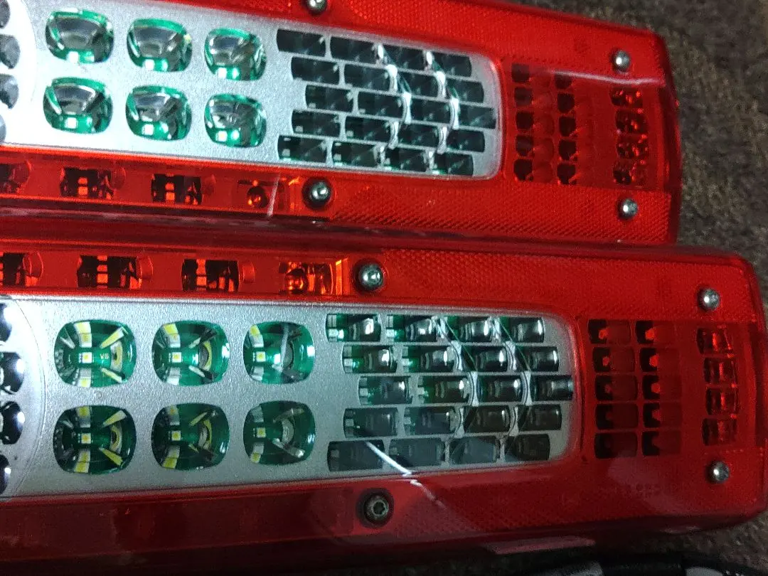 2026年最新】UD クオン 純正 LED テールランプの人気アイテム - メルカリ