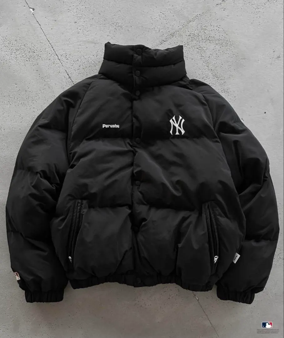 2026年最新】perushu × mlb コラボ中綿ブルゾンの人気アイテム - メルカリ