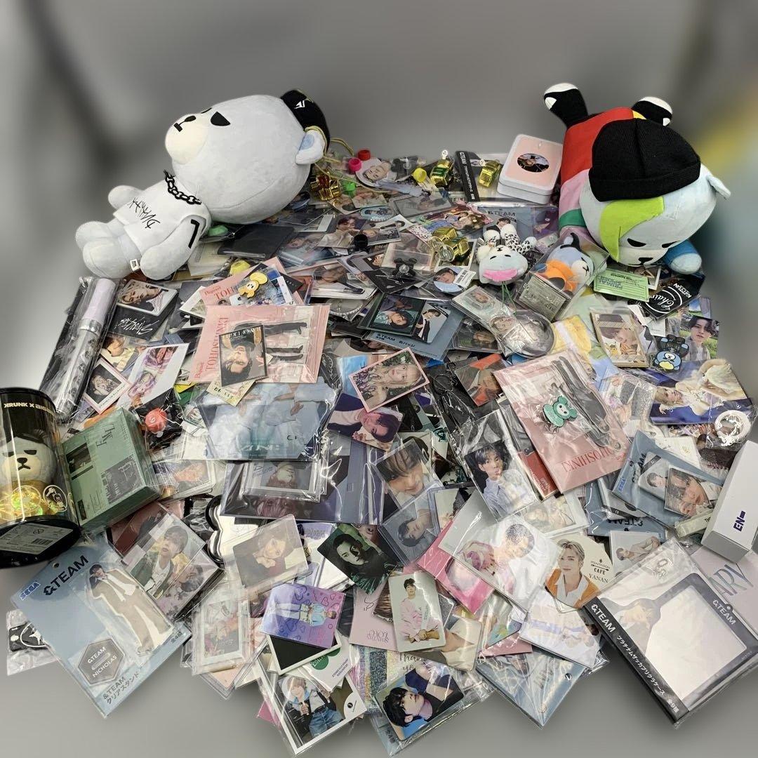 ★アイドルトレカ　まとめて　1000点以上 WANTED！】 トレカ高価買取情報！ このチャンスお見逃しなく