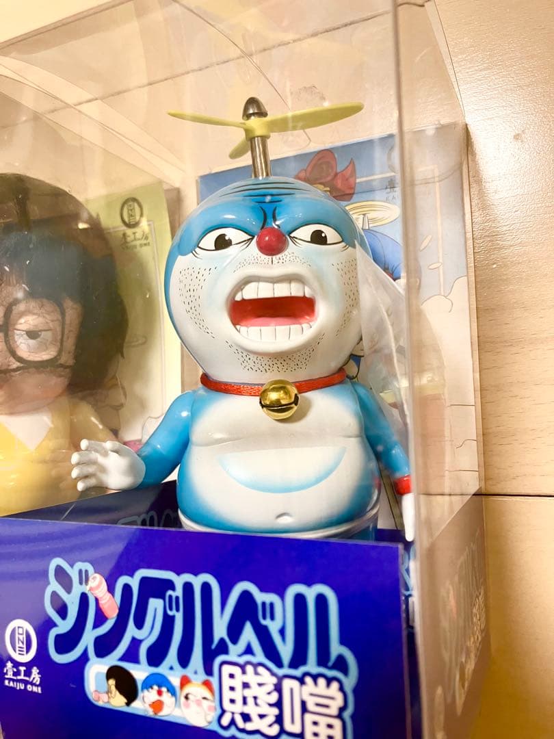 激レア　KAIJU ONE ドラえもん Nasty Dong Family