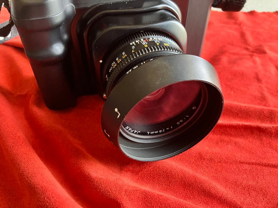 マ*ラ様 New Mamiya6MFボディ、レンズ２本、ストロボなど