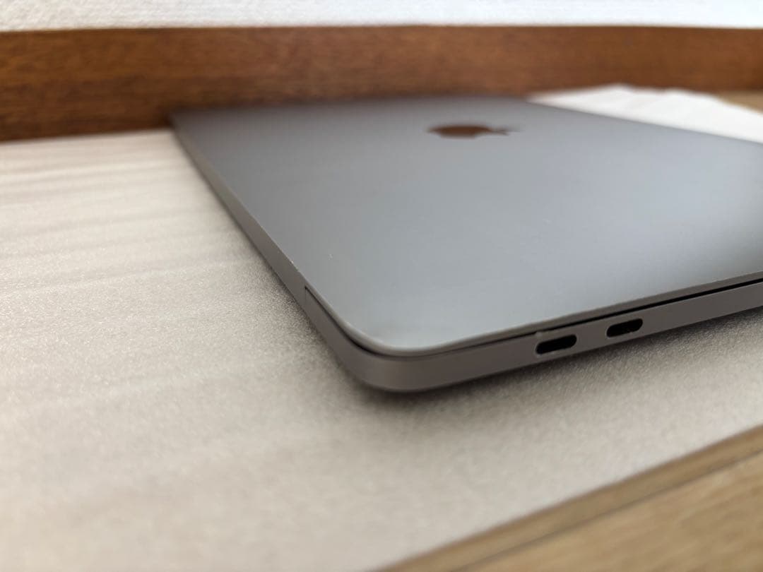 専用i7 1TB MacBookPro 13インチ Touchbar A1989 - メルカリ