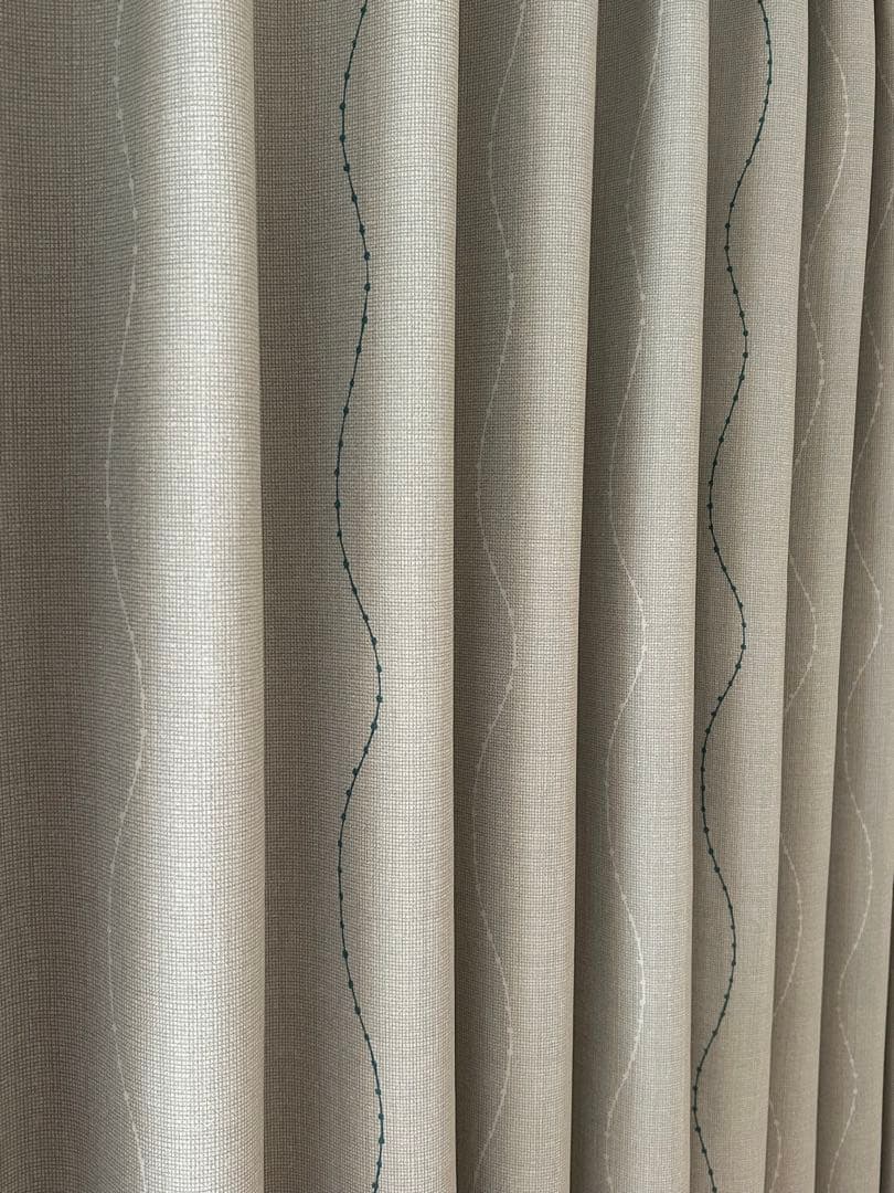 unico TUUVA(トゥーヴァ) オーダーカーテン 両開き2枚 - メルカリ