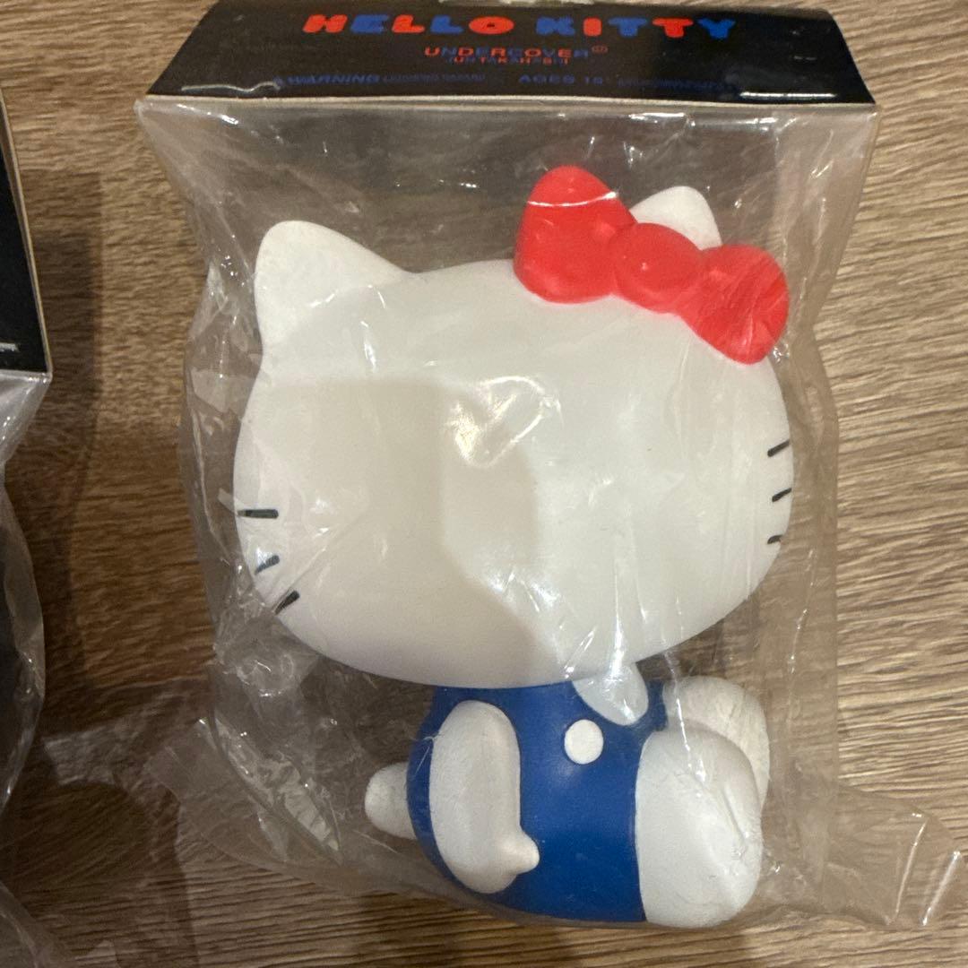 激レア!!UNDERCOVER ハローキティフィギュアNO FACE 3個セット
