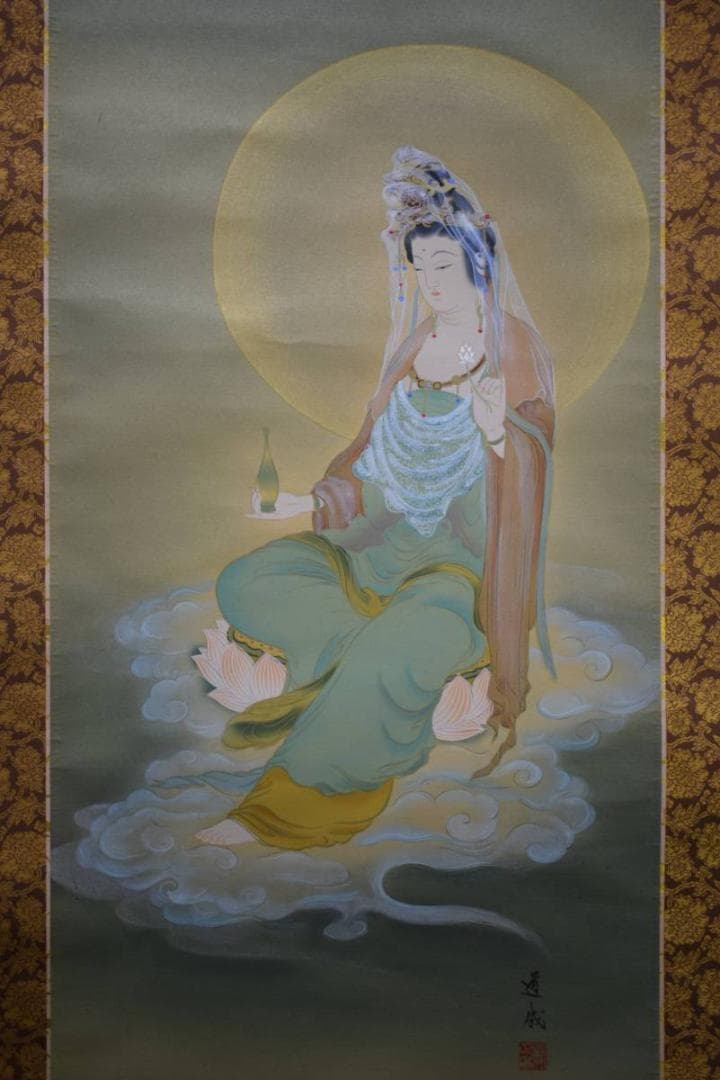 真作/國井道成/雲上観音図/漆共箱付/布袋屋掛軸HC-704 - メルカリ