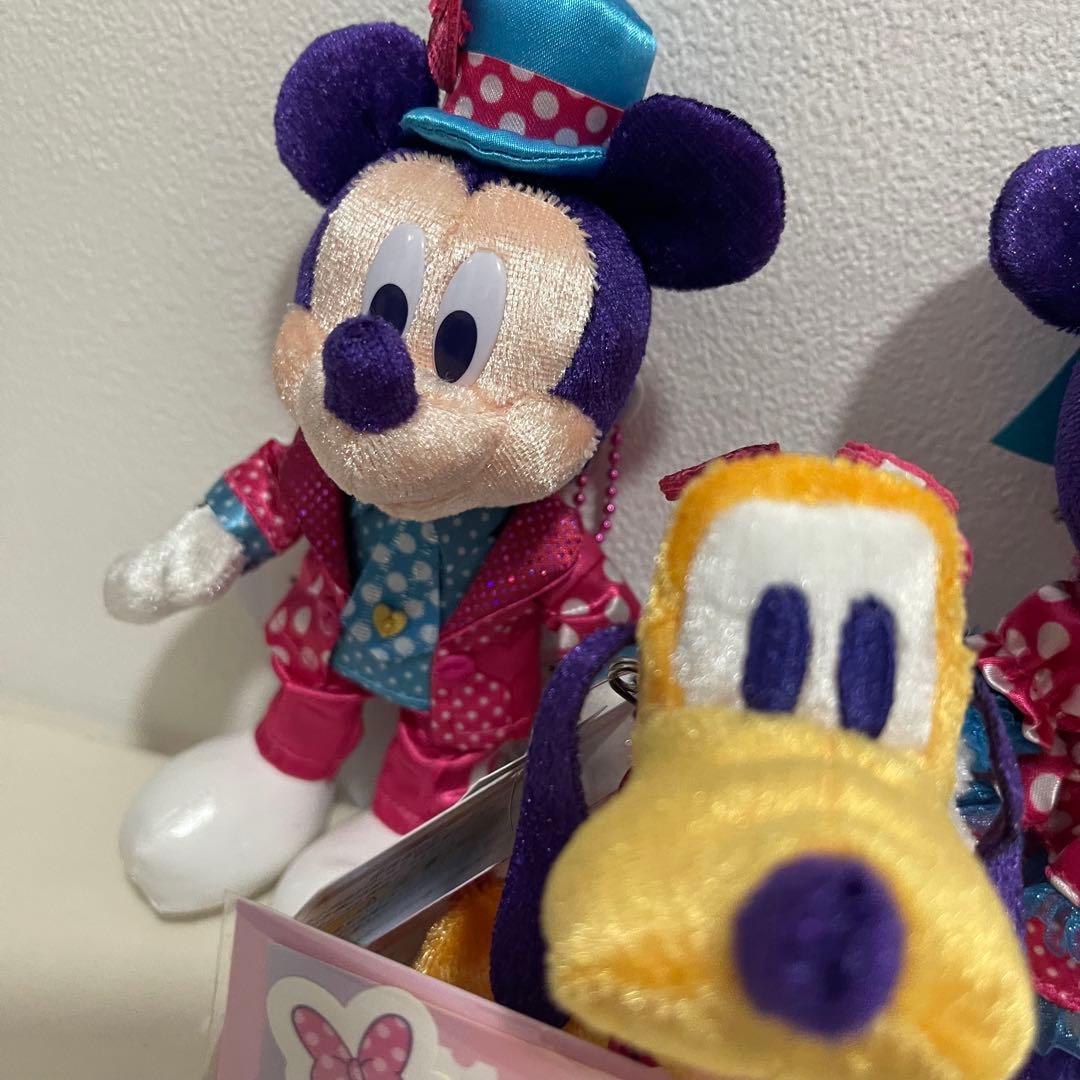 ミニー　ミッキー　ファンダーランド　ミニパル　ぬいぐるみバッジ　ぬいば　プルート