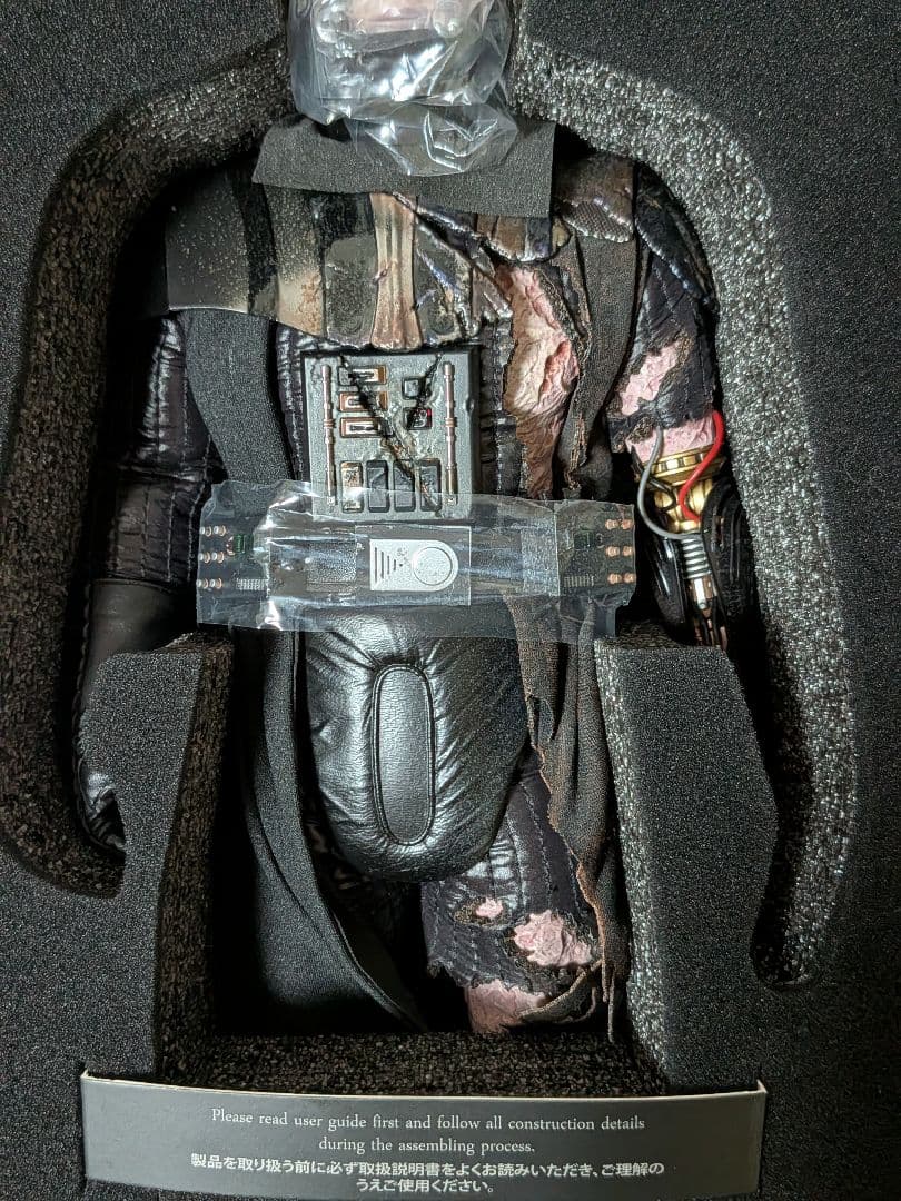ダースベイダー　バトルダメージ　1/6 ダース・ベイダーHOT TOYS