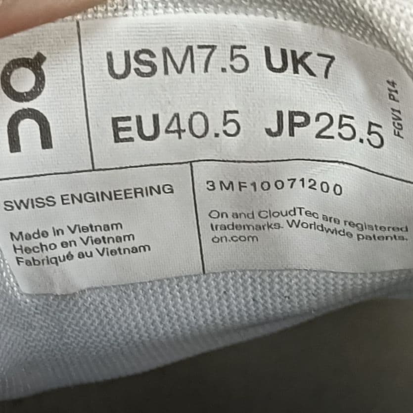 On オン Cloud 5 クラウド 5　ホワイト　25.5cm
