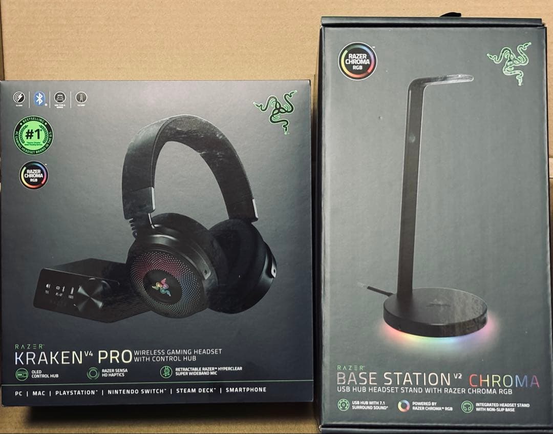 Razer Kraken V4 Pro／Base Station Chroma Razer Kraken V4 Pro Wireless RGB Gaming Headset with OLED