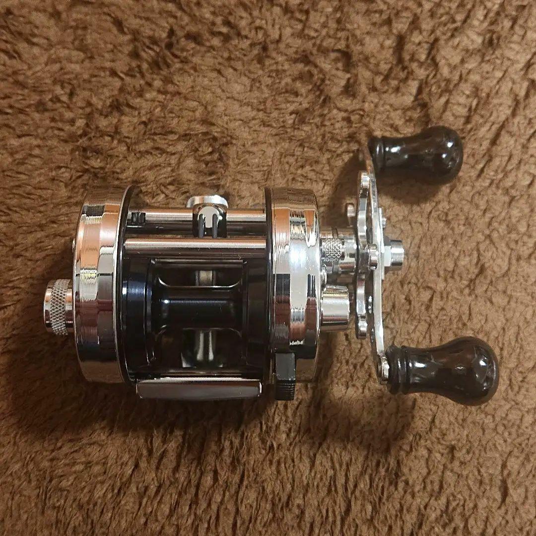 カスタム/美品】アブガルシア アンバサダー 2500C IAR クローム - メルカリ