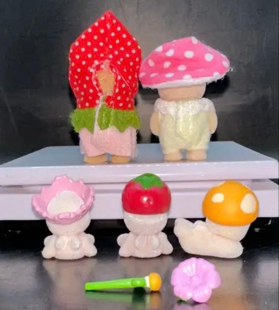 シルバニアファミリー　妖精さんのひみつの木 妖精 赤ちゃん フィギュア