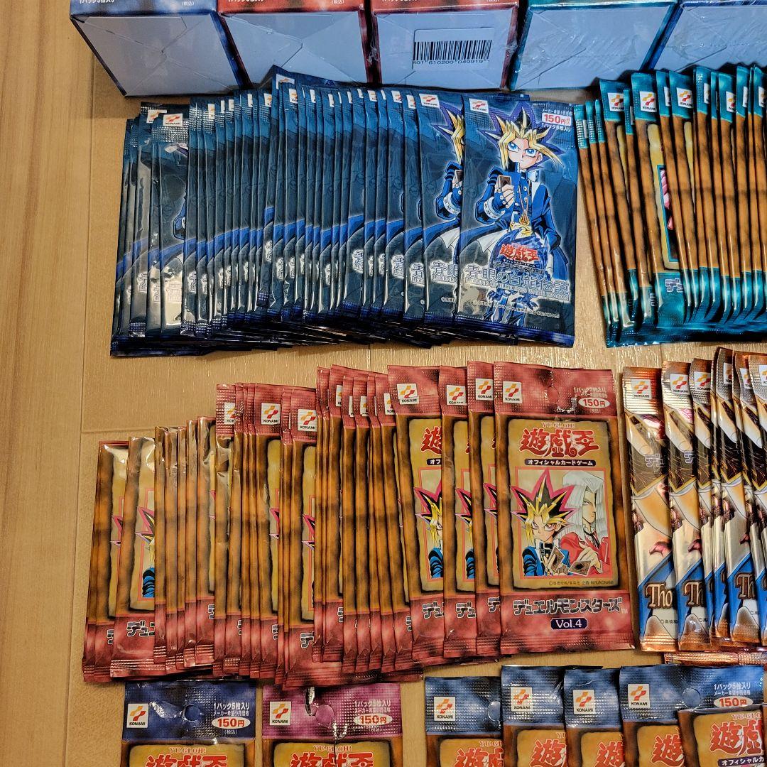 希少　初期　遊戯王　カード500枚以上　BOX　カードパック