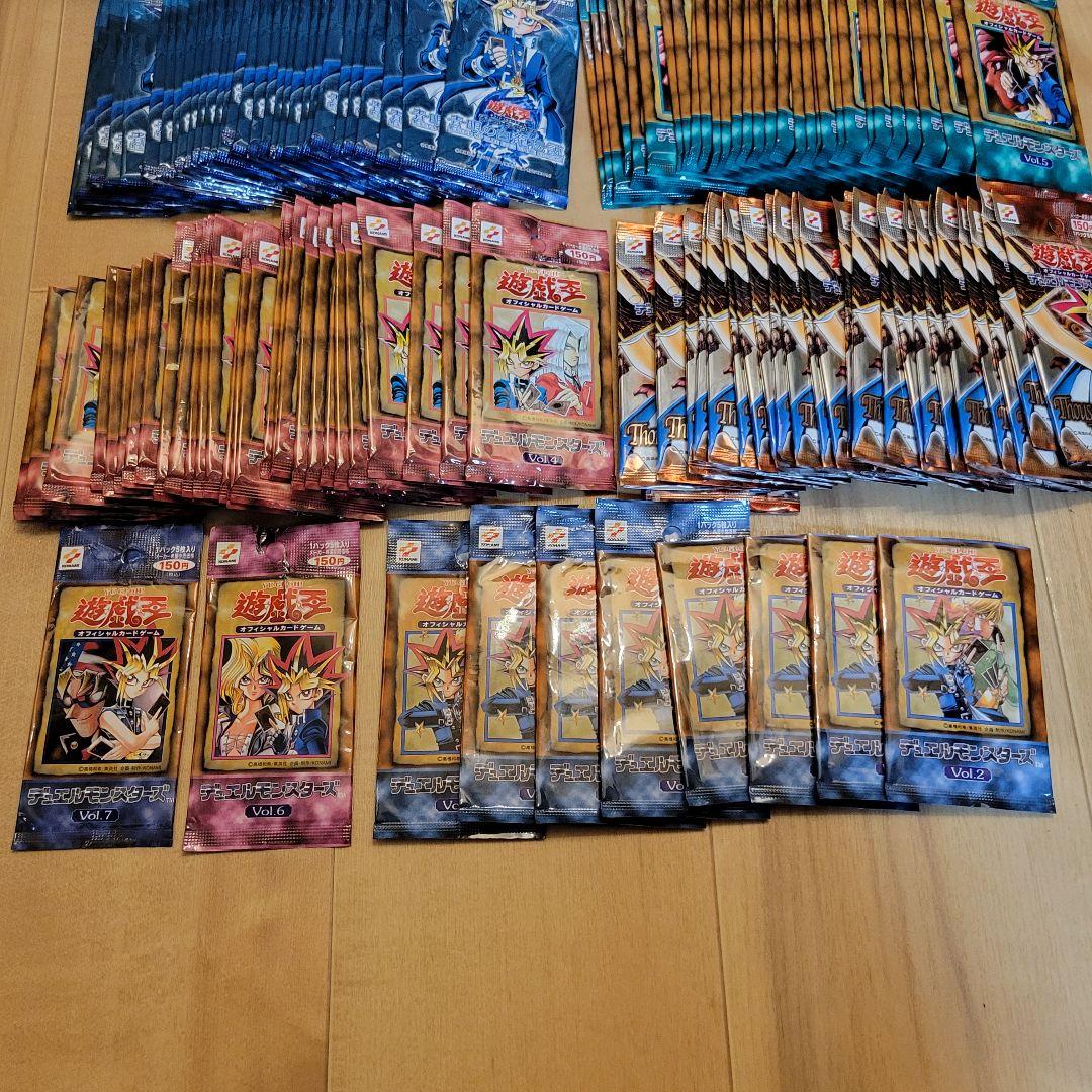 希少　初期　遊戯王　カード500枚以上　BOX　カードパック